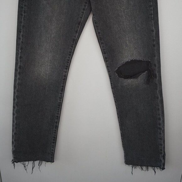 New Levi’s Wedgie Straight Distressed Button Up Raw Hem Jeans in Black size 24 - Picture 6 of 15